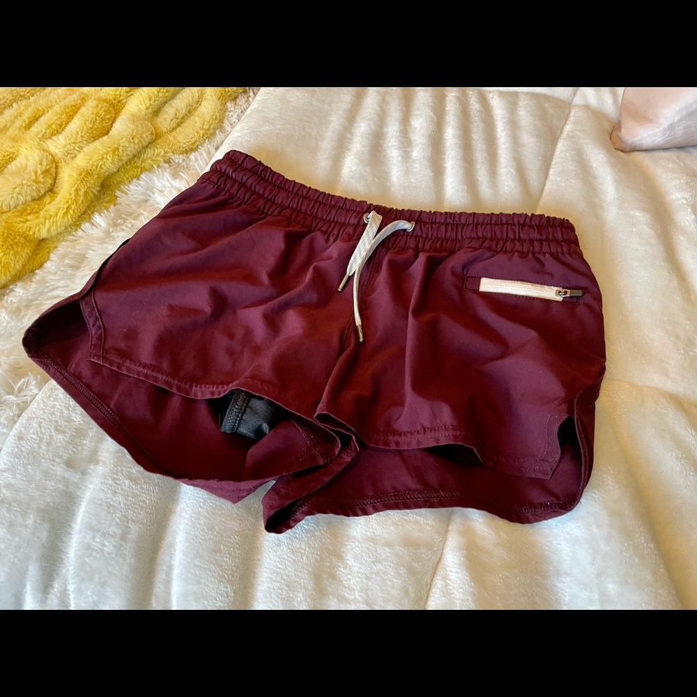 NWOT Vuori clementine short